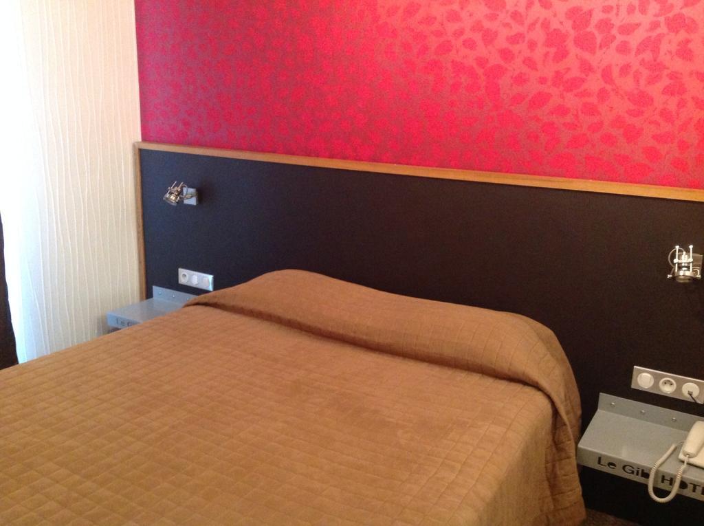 Hotel La Gibeciere Lohéac Zimmer foto